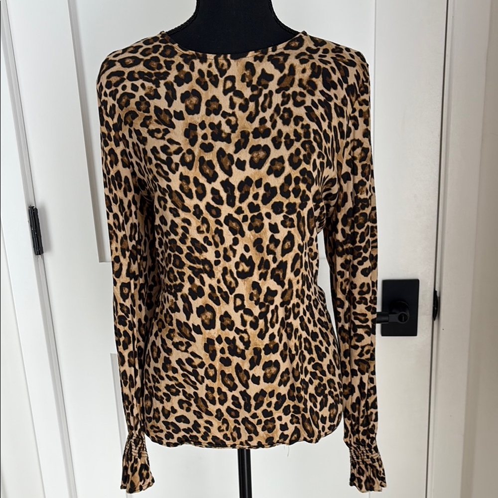 Leopard Print Long Sleeve Top